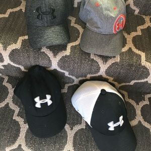 Youth XS/Small Under Armour hats
